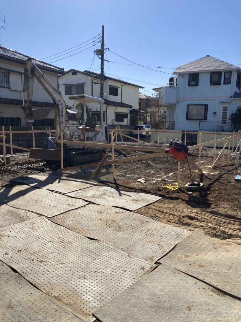 練馬区貫井4丁目に建つFPの家　I邸の基礎工事が始まりました。