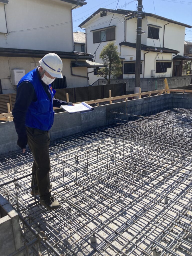 先日、工事未了につき先送りした瑕疵保険の基礎配筋検査が無事合格しました。