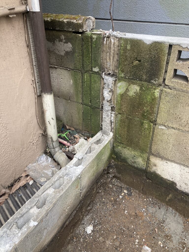 古いブロック塀を撤去してわかった事・・・