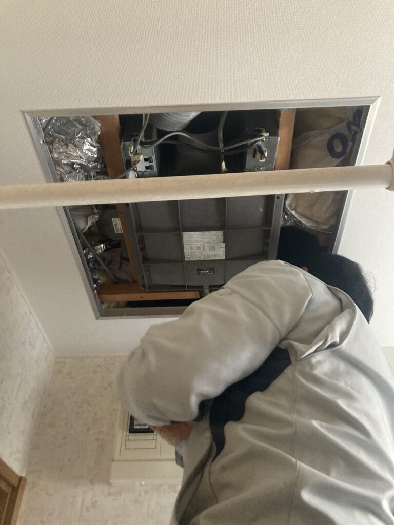 樹脂製内面平滑ダクトの内側がカビが真っ黒でしょ？