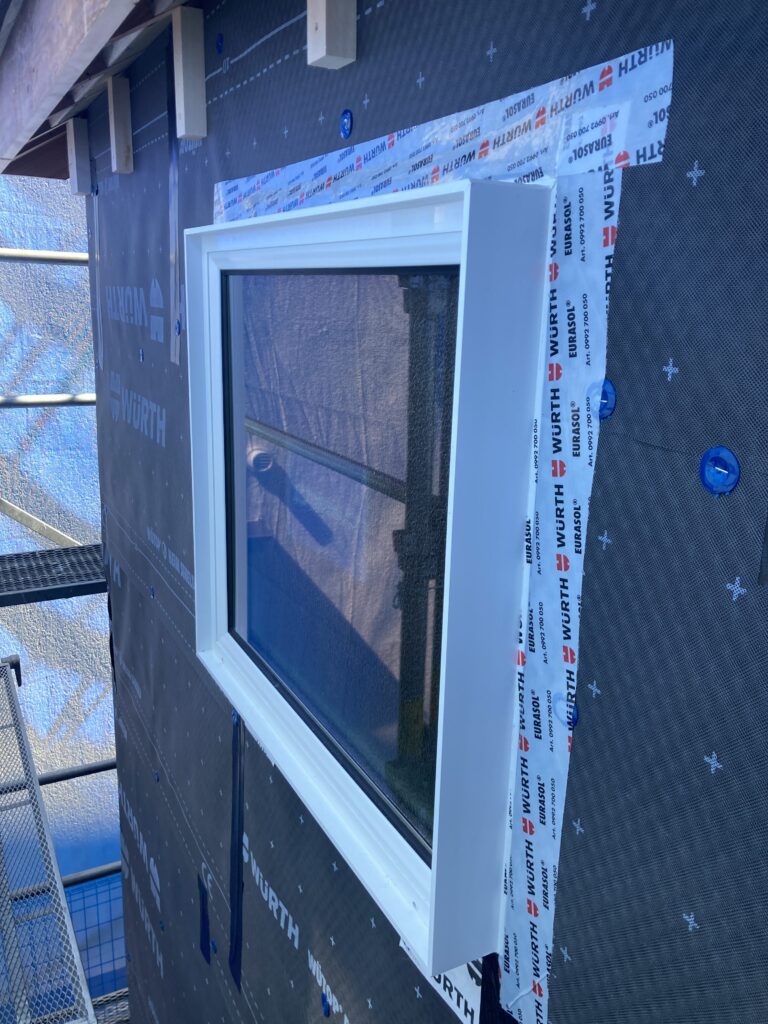 各種雨水の侵入を防ぐための施工を行っています。