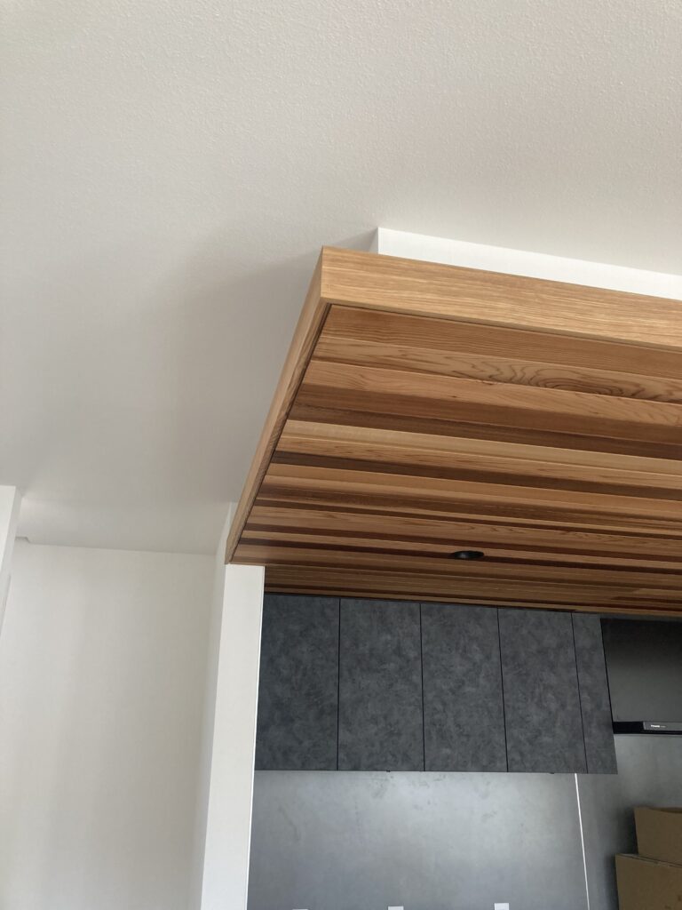 自然塗料が塗られ、しっとりとした良い感じに仕上がっているでしょ？