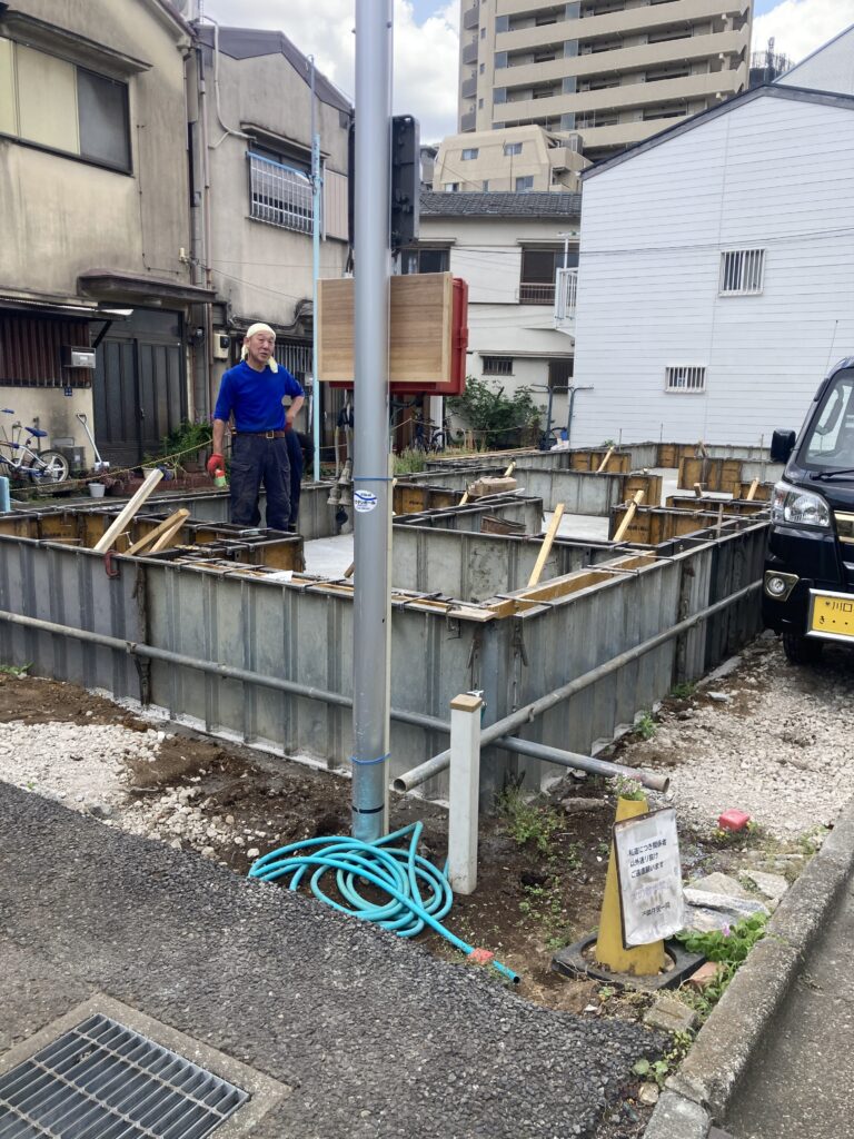 でも実は、今回の基礎工事においてナフサショックの影響を受けていたんです。