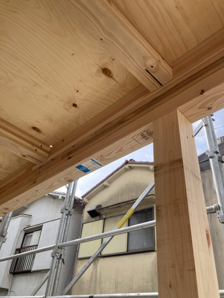 国産材を使えば、緑豊かな森林づくりに貢献できるでしょ？