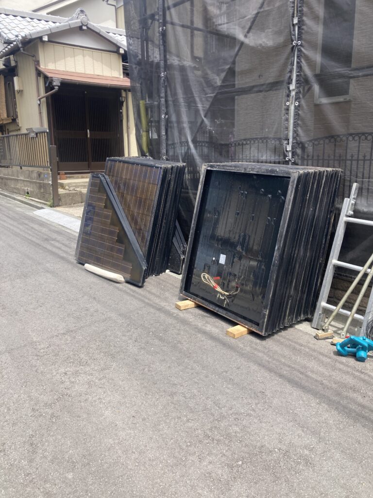 仕事を貰えるのはうれしいけど、今度は涼しい時期にしてね！