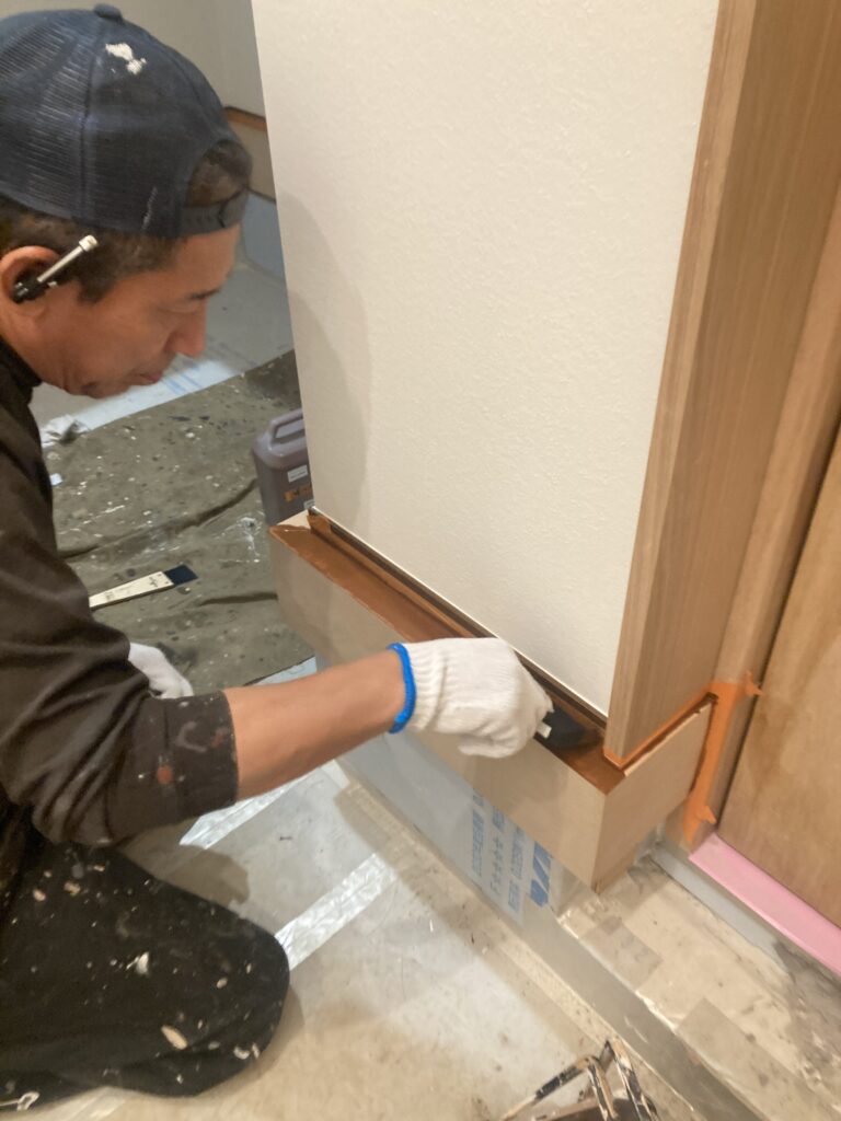 自然塗料を長年使って来ましたが、多くの自然塗料に溶剤等の石油由来成分が入っているんですよね・・・。