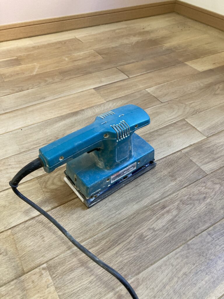 無垢の床板なら貼替えいらず！削って再生可能です。